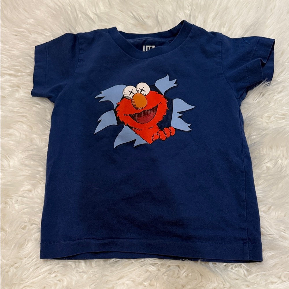Uniqlo x KAWS Navy Elmo Kids T-Shirt